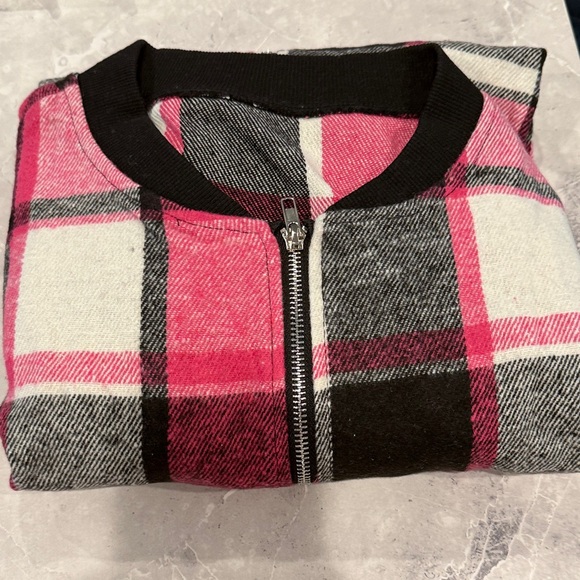Pink and Black Plaid Zip-Up Jacket - Picture 7 of 10